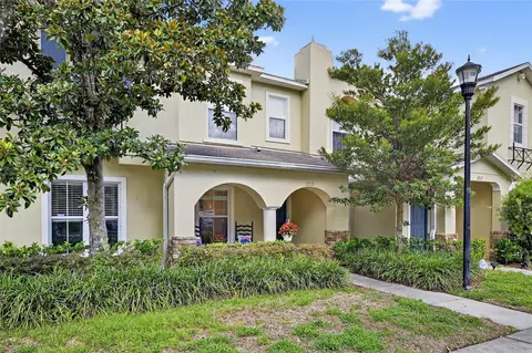 6919 Hawthorne Trace Ln, Riverview, FL 33578