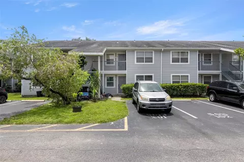 5013 Terrace Palms Cir #101, Tampa, FL 33617