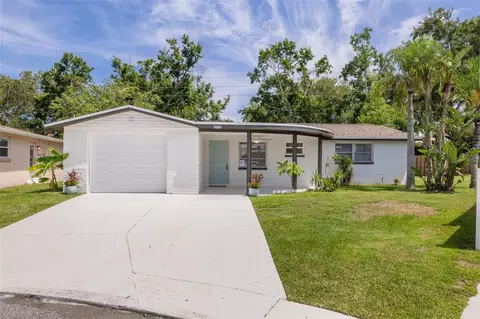 2721 Lawn Pl, Holiday, FL 34691