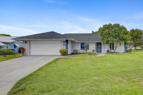 6627 Heritage Ln, Bradenton, FL 34209