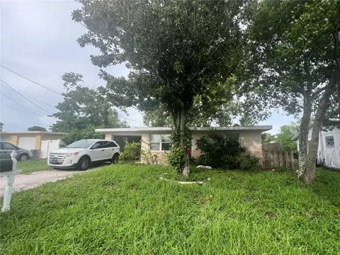 11030 Taft Dr, Port Richey, FL 34668