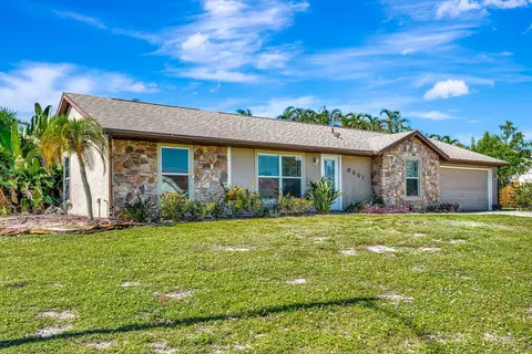 6801 34th Ave W, Bradenton, FL 34209