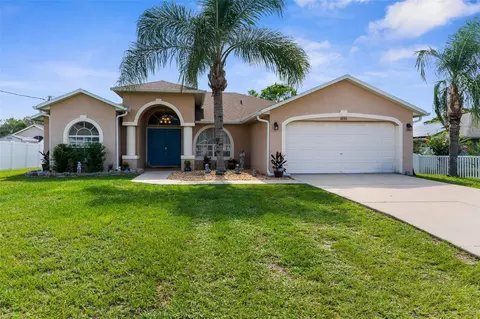 1041 Altoona Ave, Spring Hill, FL 34609