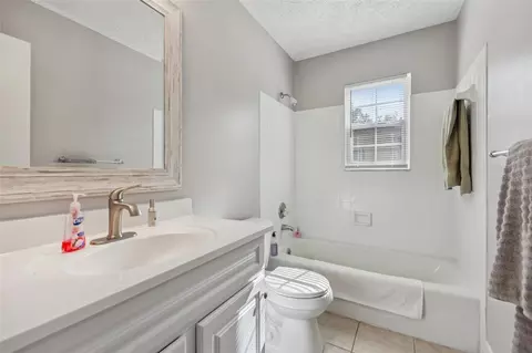 Bath - 3 Silver Ct, Ocala, FL 34472 photo 3 of 3