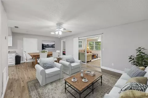 Living - 3 Silver Ct, Ocala, FL 34472 photo 1 of 1