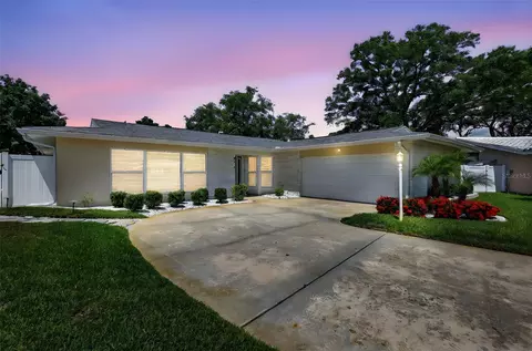 8414 Boulder Pl, Tampa, FL 33615
