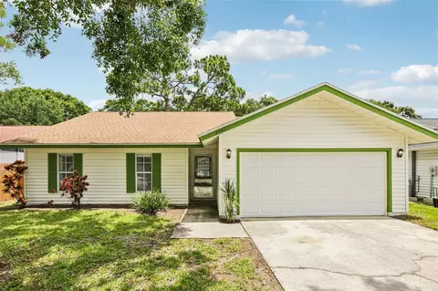 5843 Darren Ct N, Clearwater, FL 33760