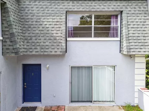 6133 Calais Blvd N #1, Saint Petersburg, FL 33714