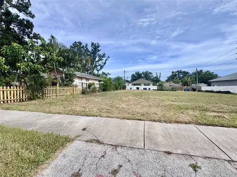 5156 Dartmouth Ave N, Saint Petersburg, FL 33710