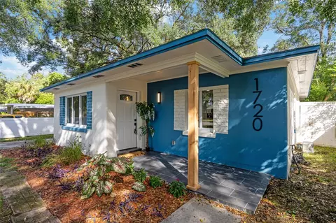 1720 SE Lambright St, Tampa, FL 33610