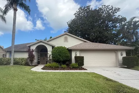 3368 E Lake Shore Ln, Clearwater, FL 33761