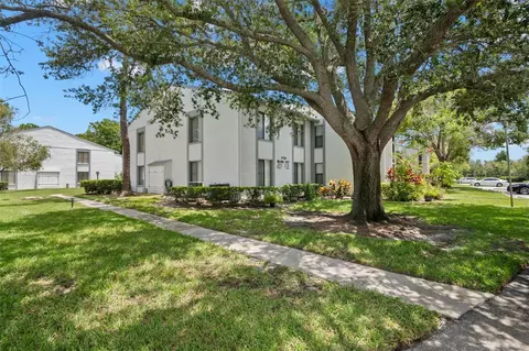 1151 Pine Ridge Cir W #C1, Tarpon Springs, FL 34688