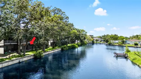 9213 Tudor Dr #B104, Tampa, FL 33615
