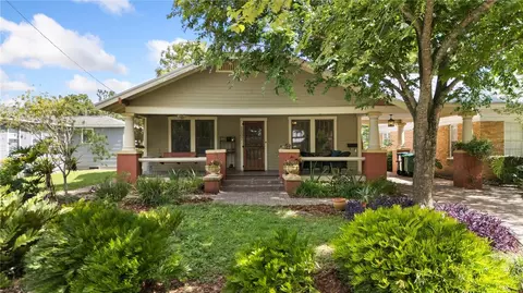 1207 E Powhatan Ave, Tampa, FL 33604