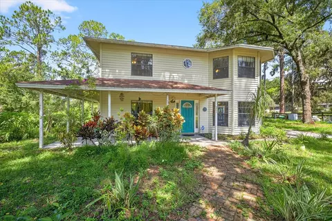 8541 Fussell Dr, Wesley Chapel, FL 33545