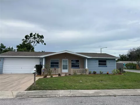 3208 Brompton Dr, Holiday, FL 34691