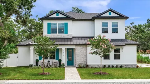 2814 54th St S, Gulfport, FL 33707