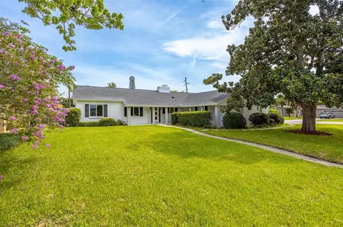 2201 Sunderland Rd, Maitland, FL 32751