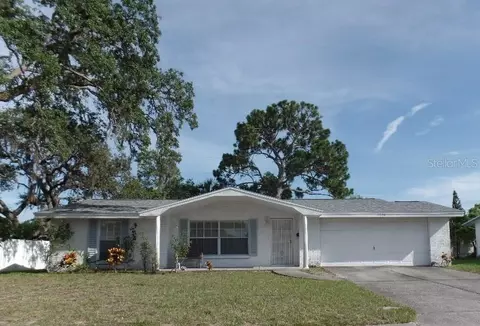 7534 Betula Dr, New Port Richey, FL 34653