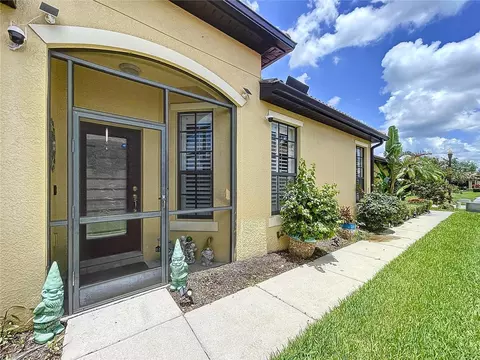 5657 Sunset Falls Dr, Apollo Beach, FL 33572