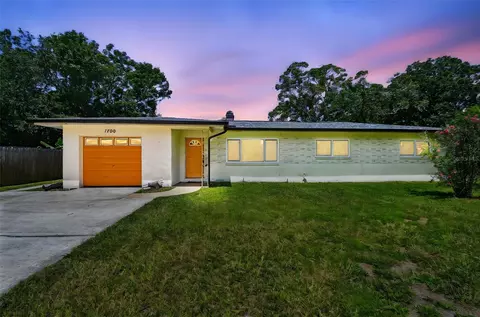 1700 Eaton Dr NE, Clearwater, FL 33756