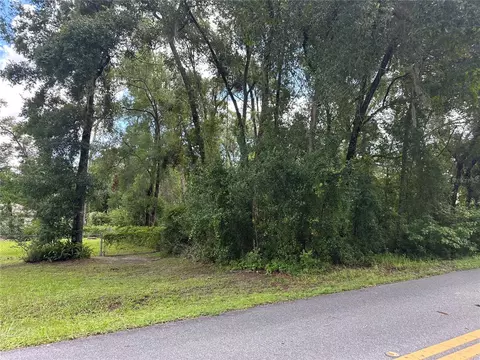 6585 E Waverly St, Inverness, FL 34452