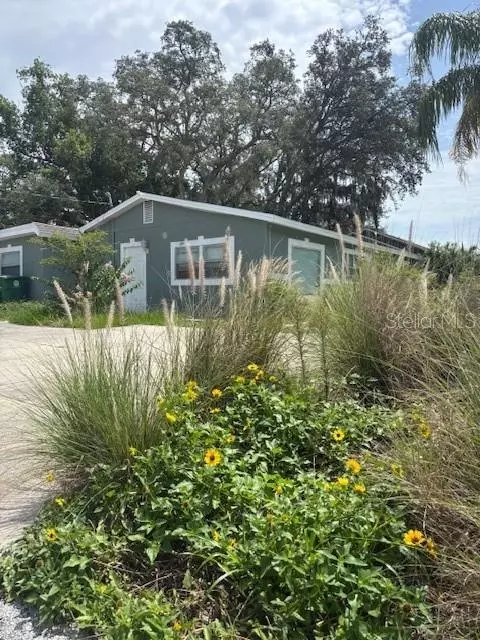 4700 Serena Dr, Tampa, FL 33617