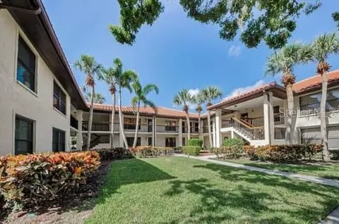 1004 Hammock Pine Blvd #10, Clearwater, FL 33761