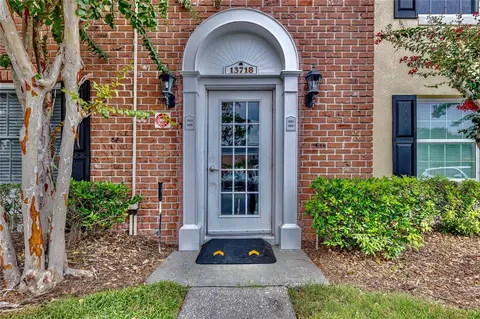 13718 Orange Sunset Dr #202, Tampa, FL 33618