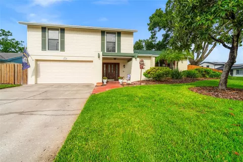 16228 Fantasia Dr, Tampa, FL 33624