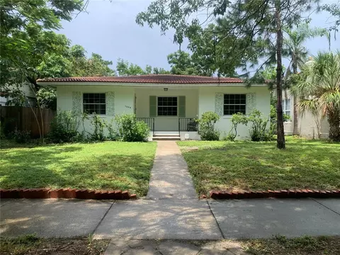 1236 15th St N, Saint Petersburg, FL 33705