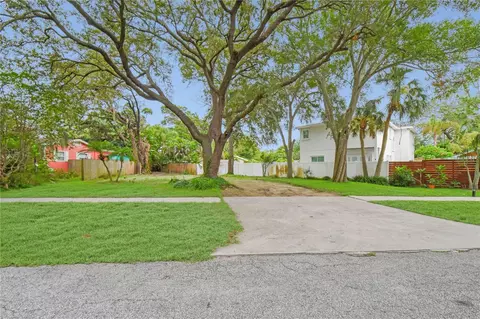 1050 Conant Ave, Safety Harbor, FL 34695