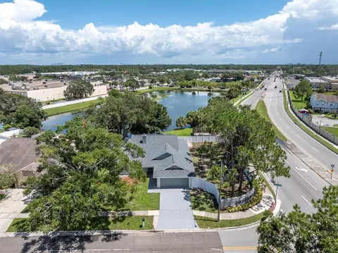 7001 Hollowell Dr, Tampa, FL 33634