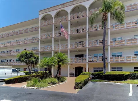 5603 80th St N #410, Saint Petersburg, FL 33709