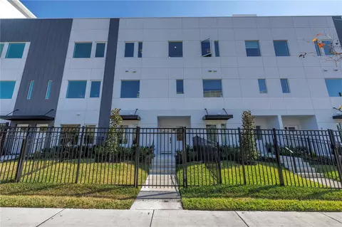 556 Dr Martin Luther King Jr St S, Saint Petersburg, FL 33701