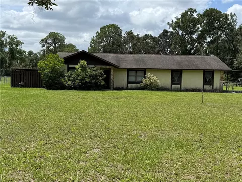 5407 W Knights Griffin Rd, Plant City, FL 33565