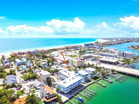 140 95th Ave, Treasure Island, FL 33706