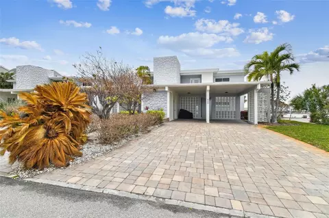 800 Madonna Blvd #2, Tierra Verde, FL 33715