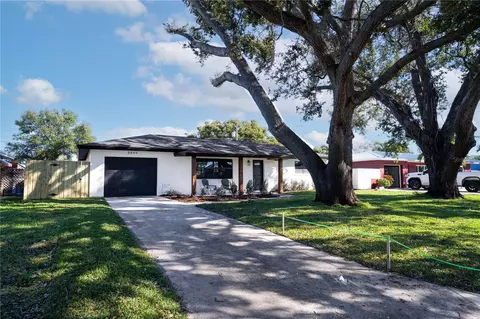 8849 109th Ln, Seminole, FL 33772