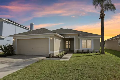 27850 Breakers Dr, Wesley Chapel, FL 33544