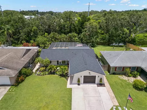 6833 Circlecreek Dr, Pinellas Park, FL 33781