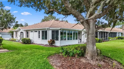 1207 Huntington Greens Dr, Sun City Center, FL 33573