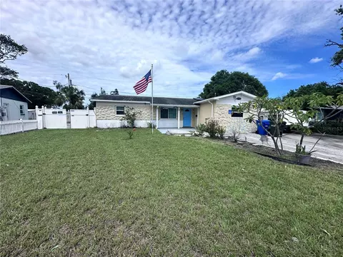 12760 118th St, Largo, FL 33778