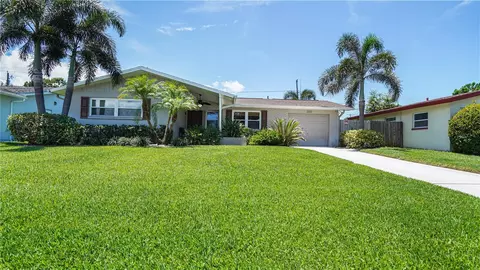 2319 Chaucer St, Clearwater, FL 33765