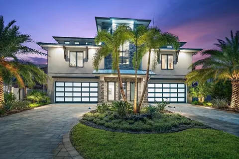 2136 Harbor View Dr, Dunedin, FL 34698