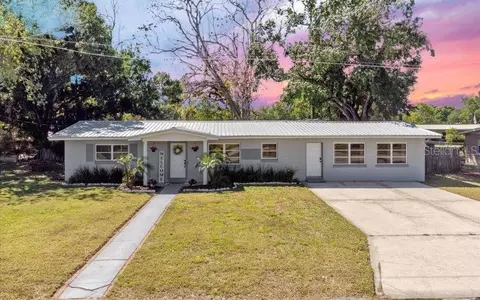 2410 Avenue B NW, Winter Haven, FL 33880