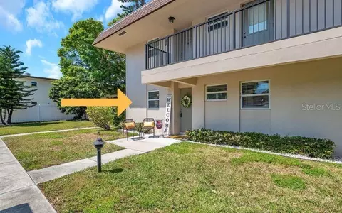 9945 47th Ave N #110, Saint Petersburg, FL 33708