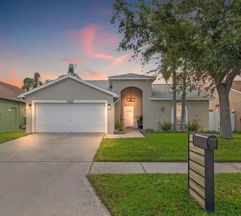 12645 Pineforest Way E, Largo, FL 33773