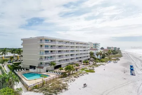 19418 Gulf Blvd #207, Indian Shores, FL 33785