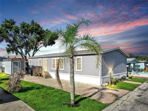 420 49th St E #64, Palmetto, FL 34221